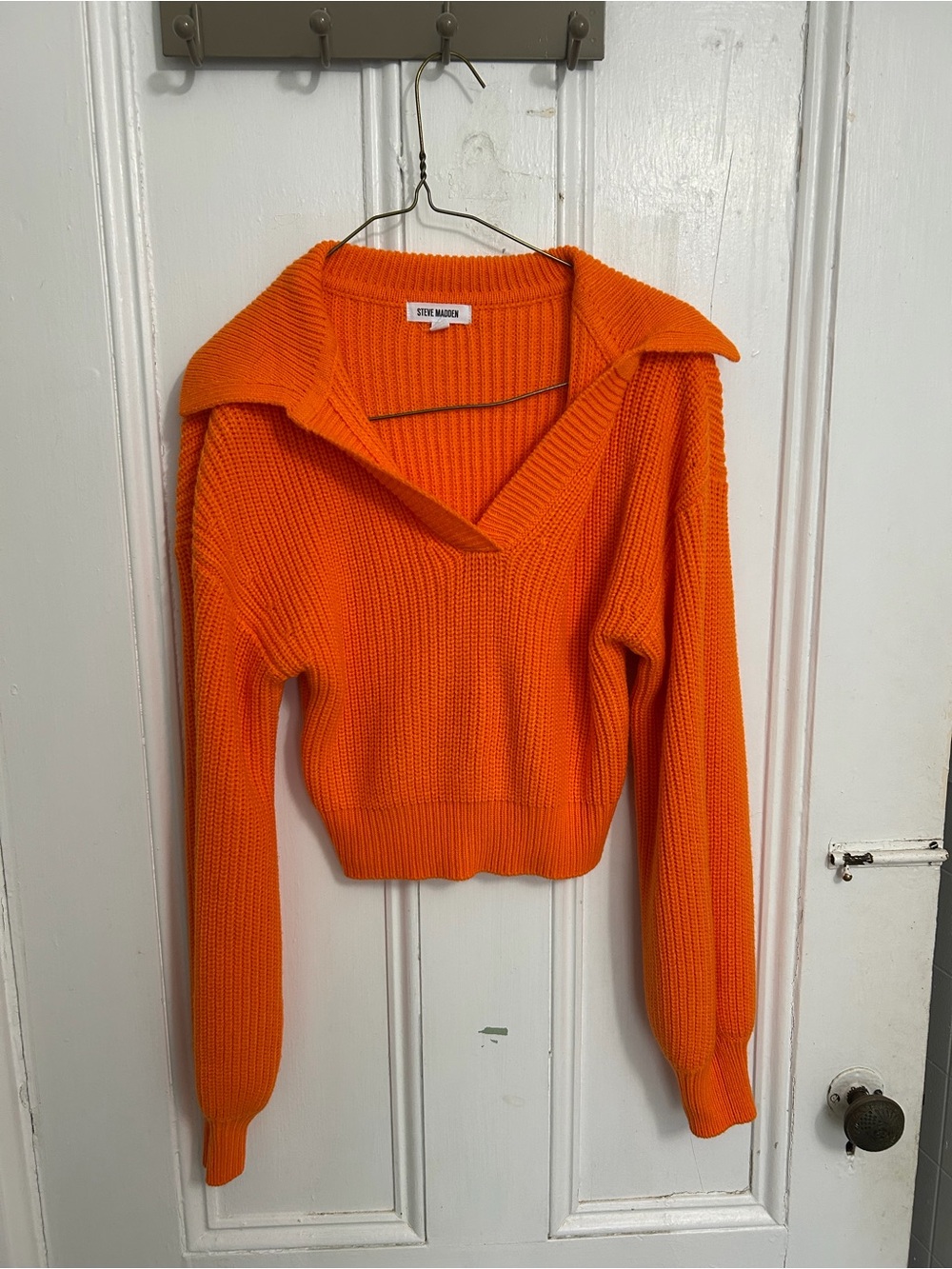 Steve Madden Bright Orange V-Neck Ribbed Sweater